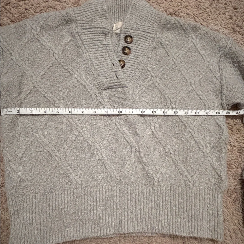 Grey Sweter - Picture 3 of 4